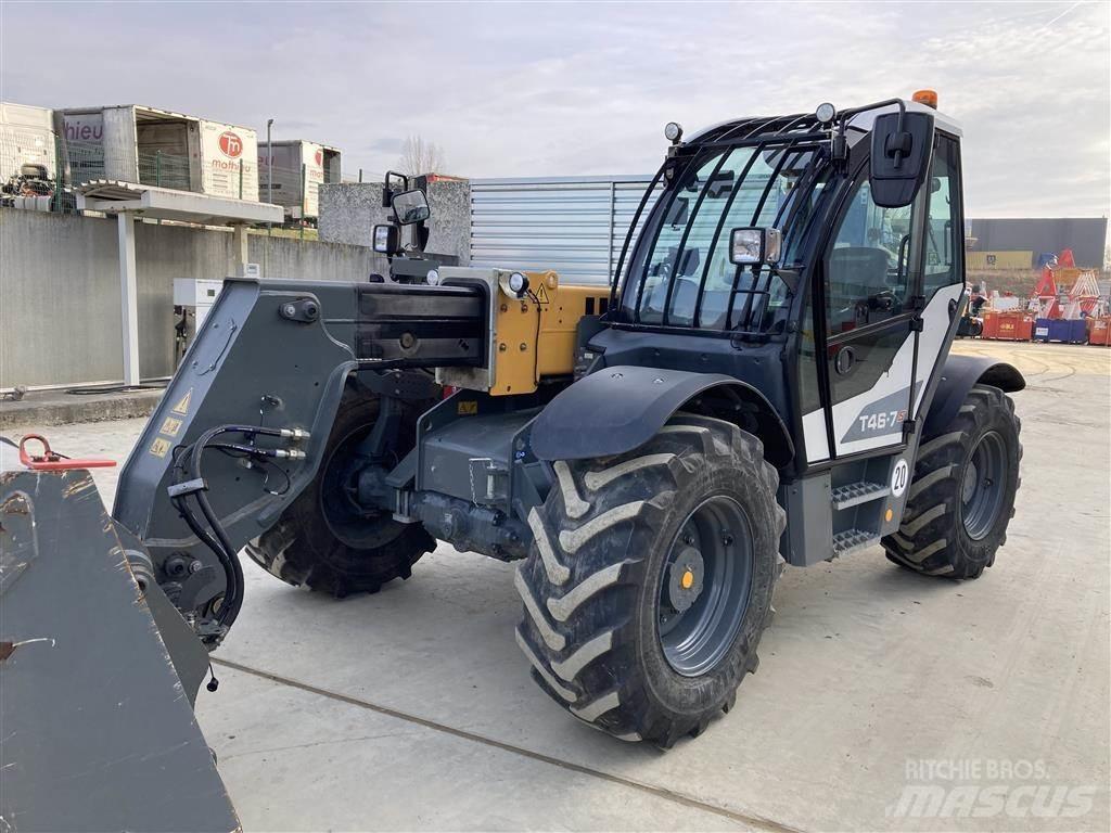 Liebherr T 46-7s Teleskopické manipulátory