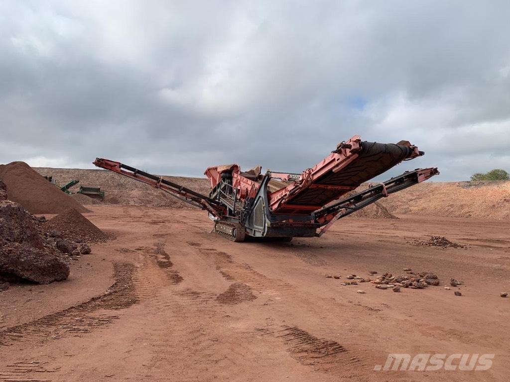 Sandvik QE 341 Mobilní třídiče