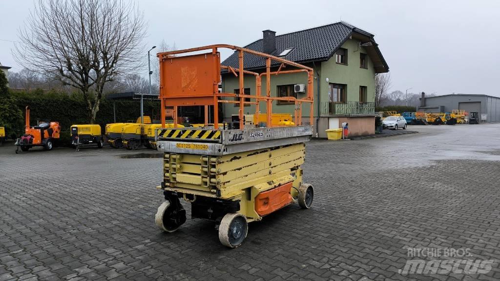 JLG 3246 ES Nůžková zvedací plošina