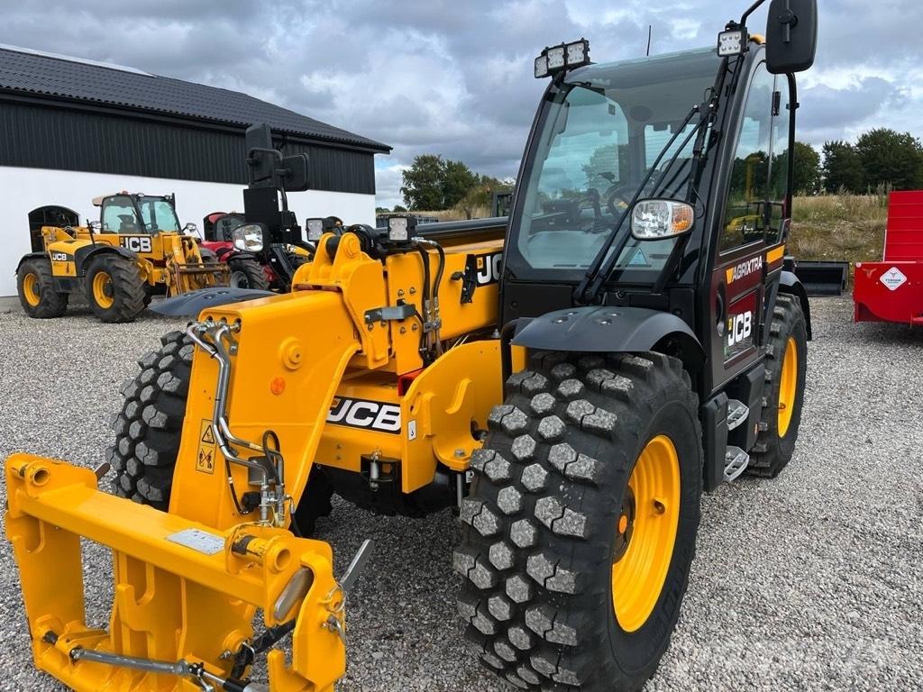 JCB 536-95 Agri Xtra Teleskopické nakladače pro zemědělství