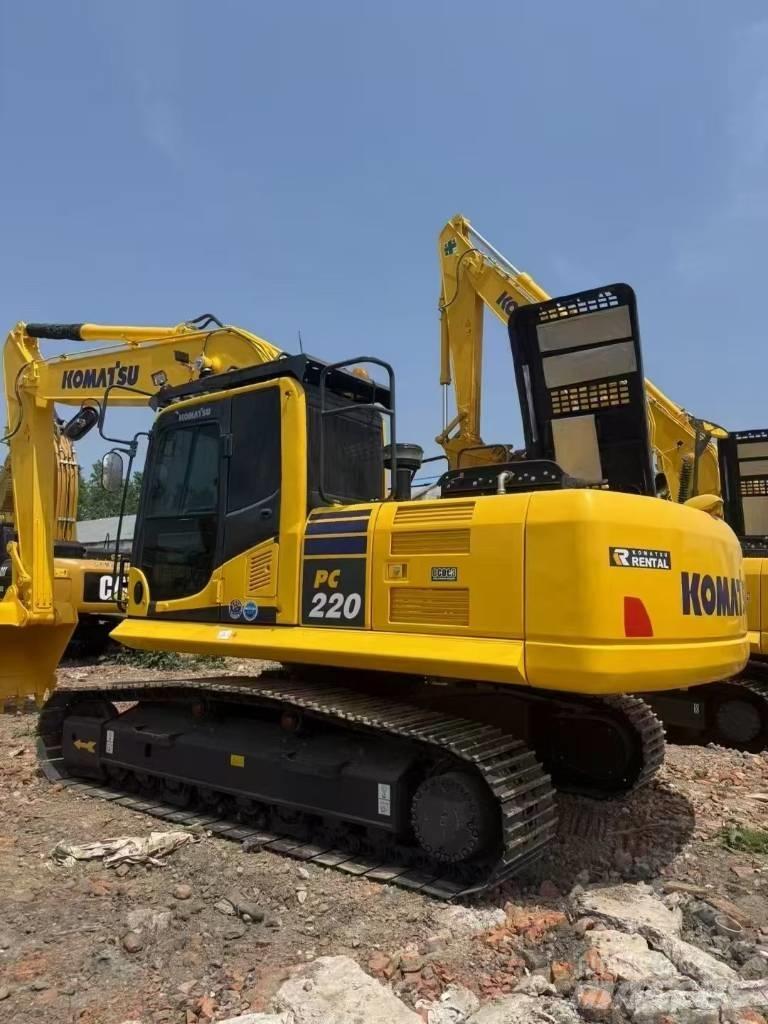 Komatsu 220LC-8 Pásová rýpadla