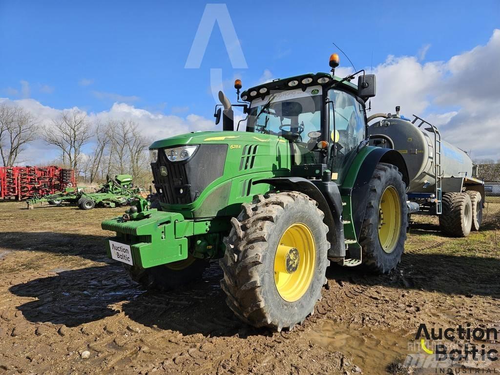John Deere 6215 R Traktory