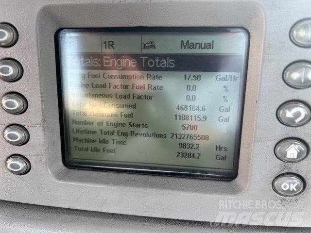 CAT D11T Pásové dozery