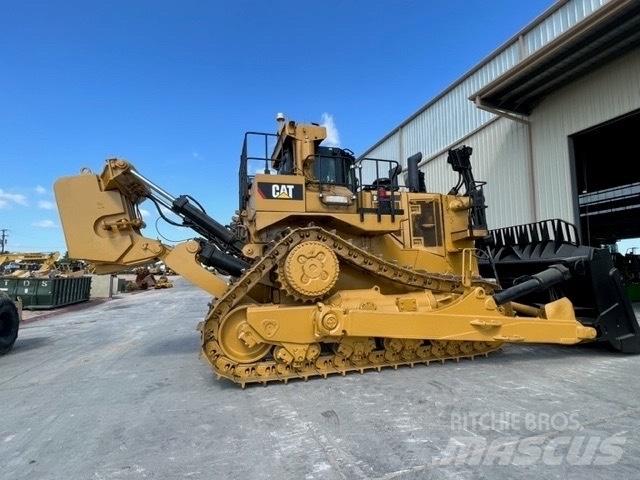 CAT D11T Pásové dozery