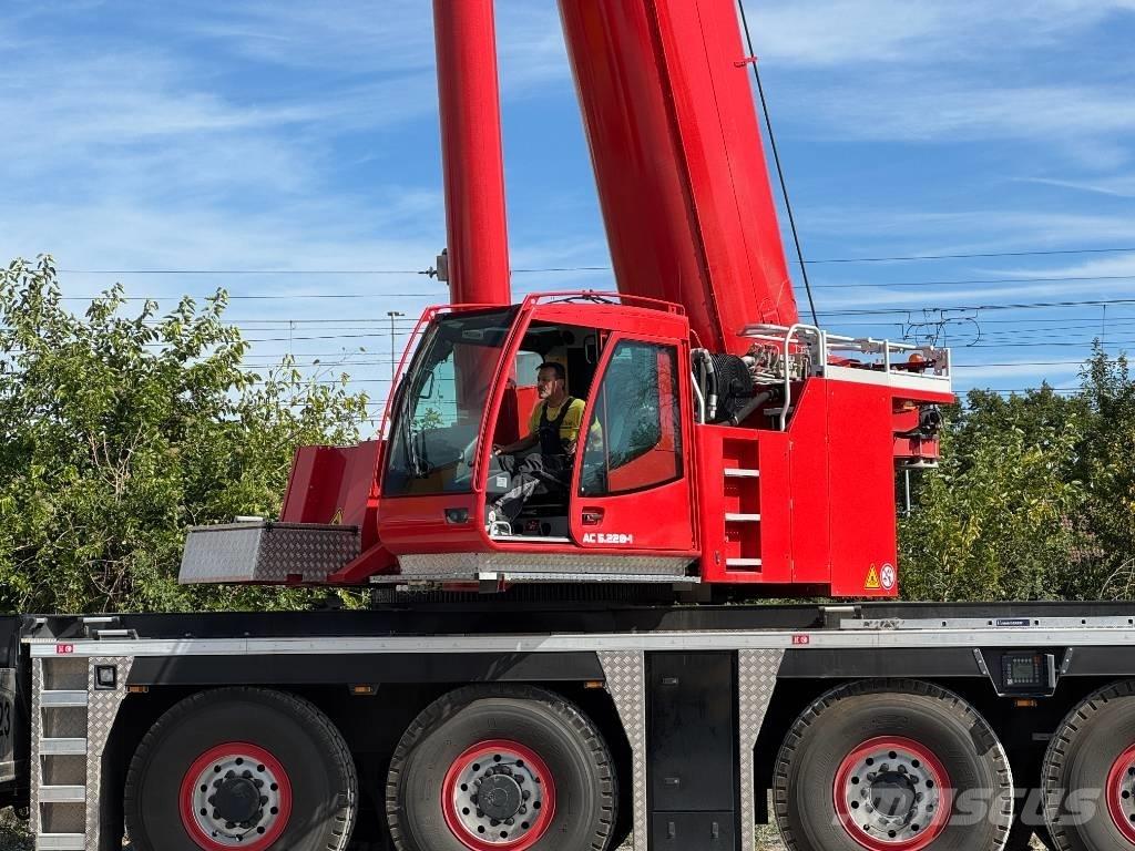 Tadano AC 5.220-1 Univerzální terénní jeřáby