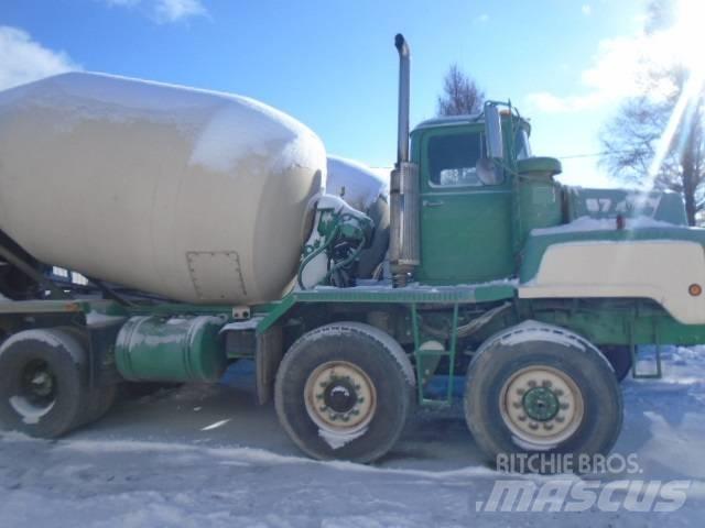 Mack 600 Další