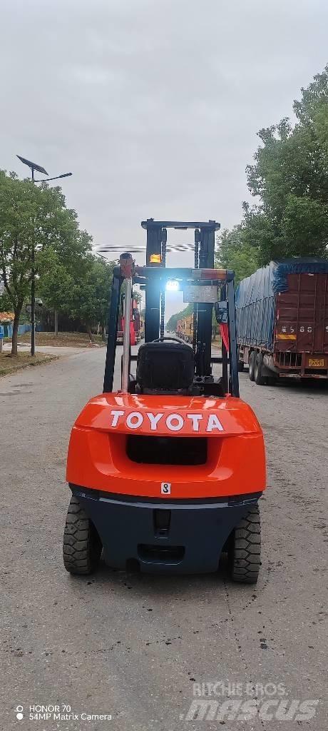 Toyota FD 50 Dieselové vozíky