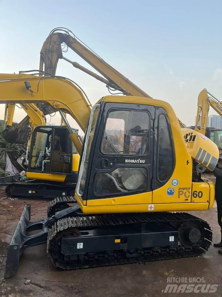 Komatsu PC 60-7 Pásová rýpadla