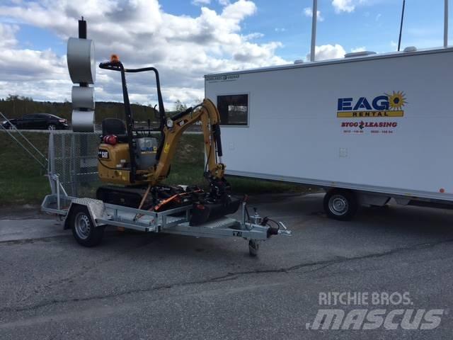CAT 300,9 (UTHYRES) Mini rýpadla < 7t
