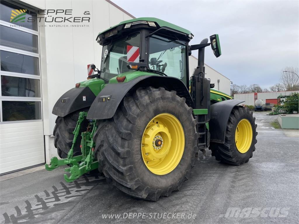 John Deere 8R 340 Traktory