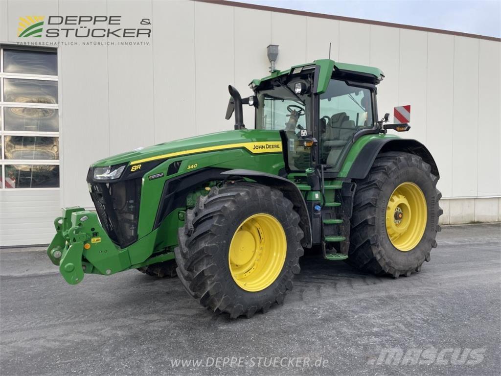 John Deere 8R 340 Traktory