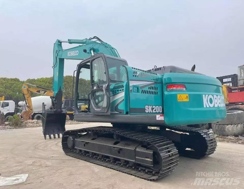 Kobelco SK 200 Pásová rýpadla