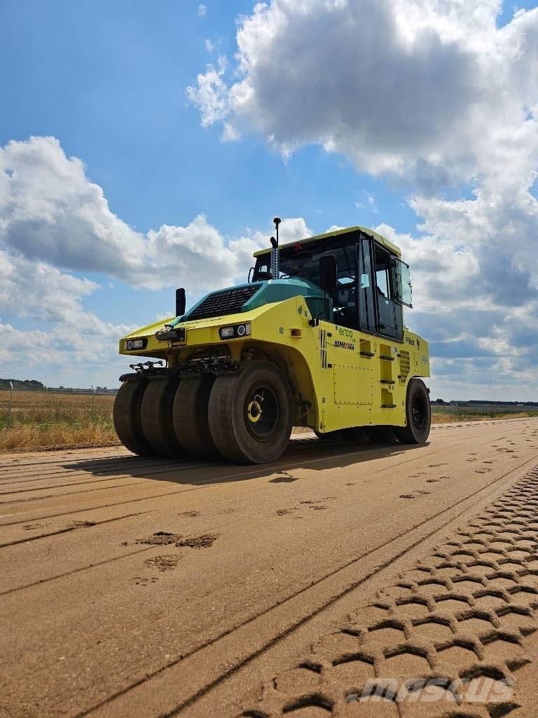 Ammann ART 240 Pneumatikové válce