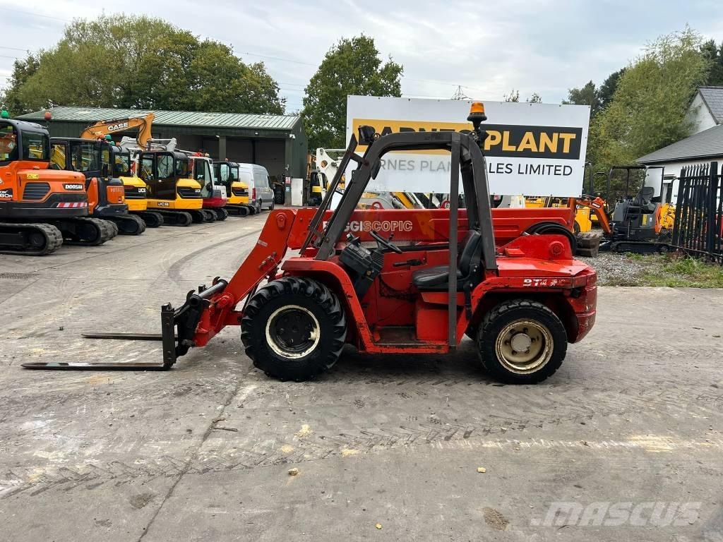 Manitou BT 420 Teleskopické manipulátory