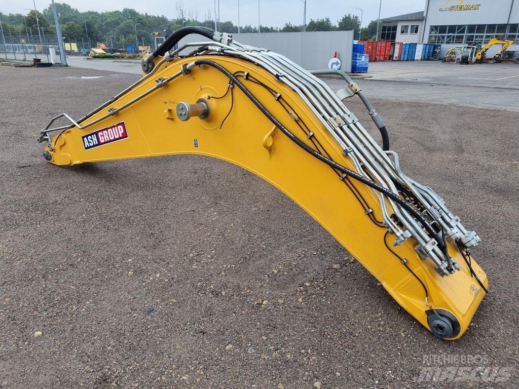 Liebherr R 906 ARM Výložníky a lžíce