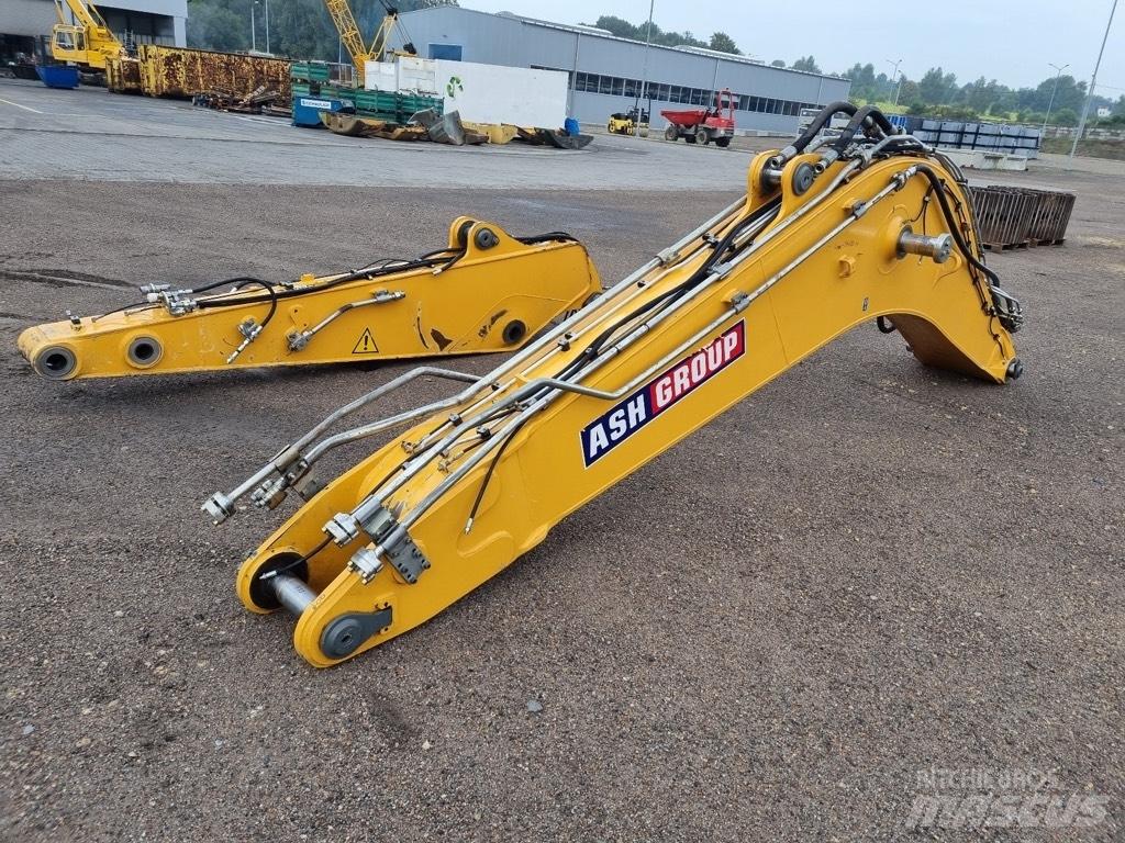 Liebherr R 906 ARM Výložníky a lžíce