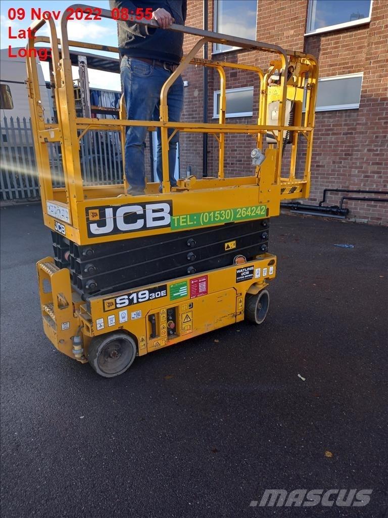 JCB 1930E Nůžková zvedací plošina