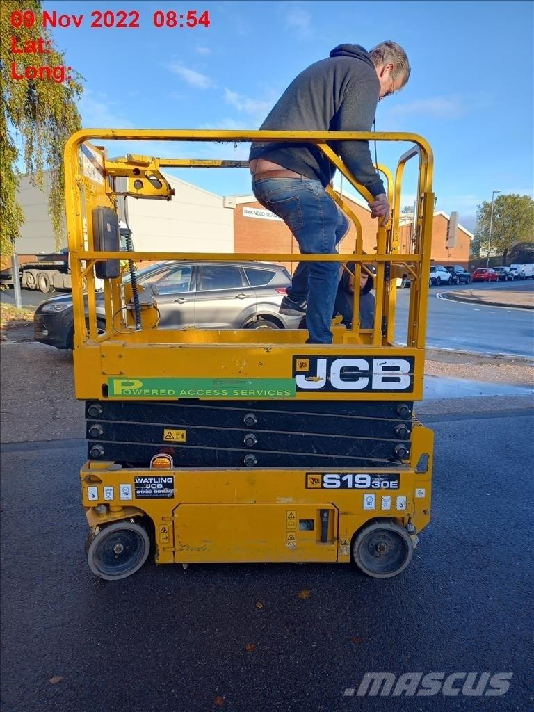 JCB 1930E Nůžková zvedací plošina