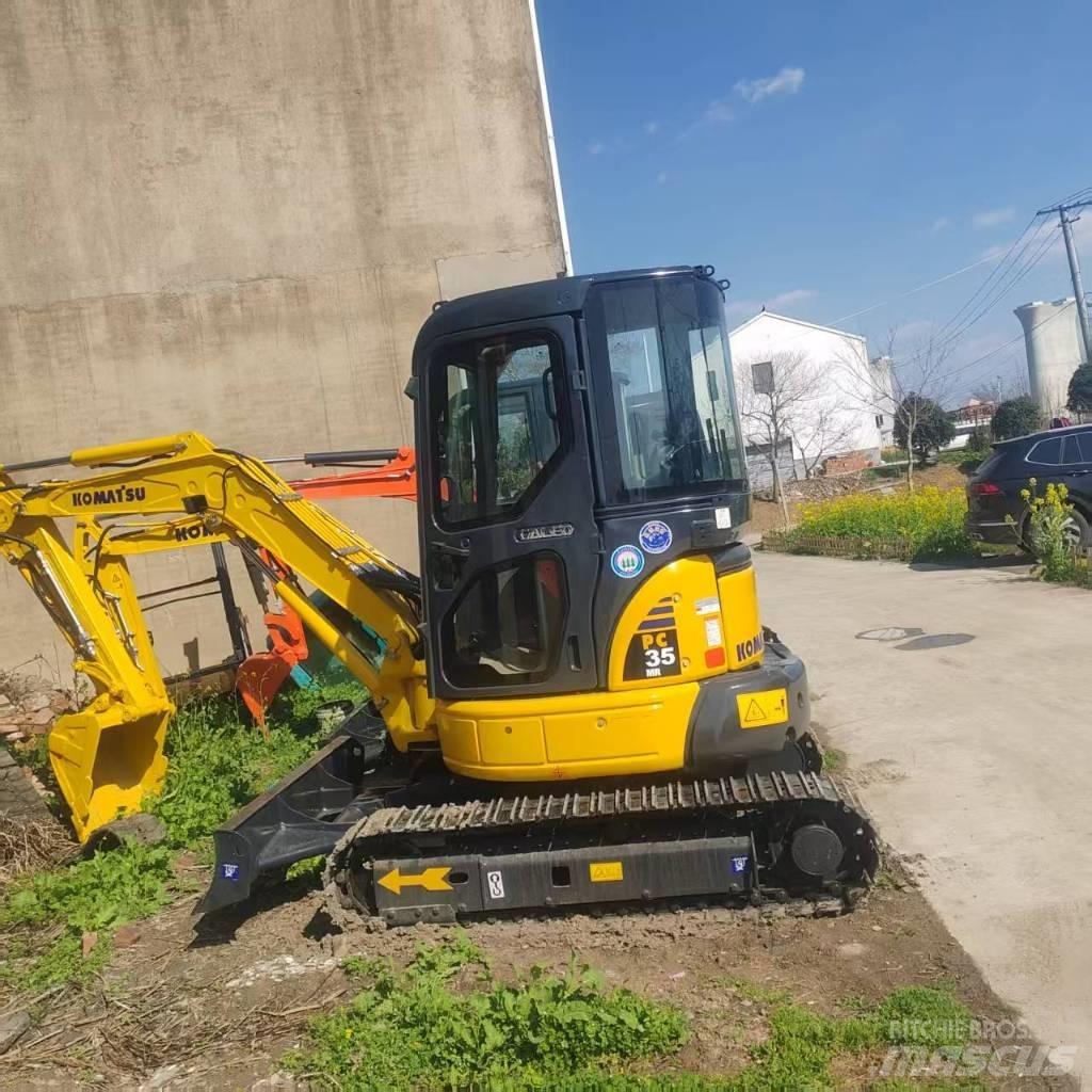 Komatsu PC 35 Pásová rýpadla