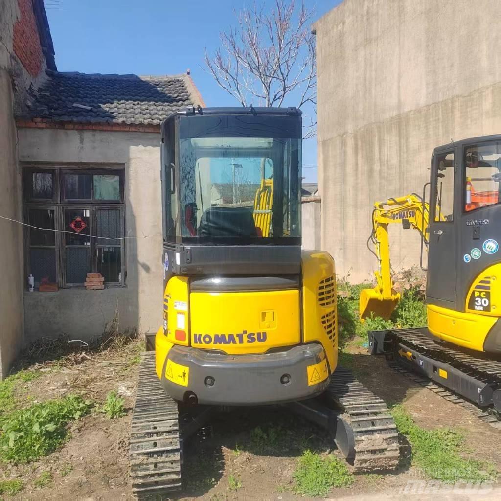 Komatsu PC 35 Pásová rýpadla