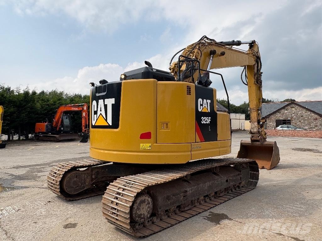 CAT 325 FL CR Pásová rýpadla