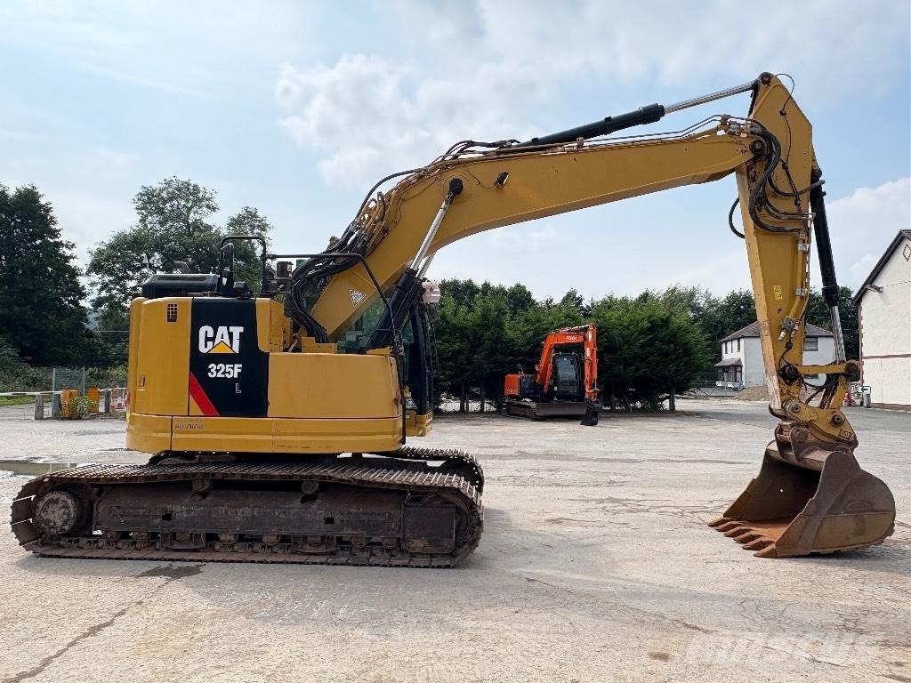 CAT 325 FL CR Pásová rýpadla