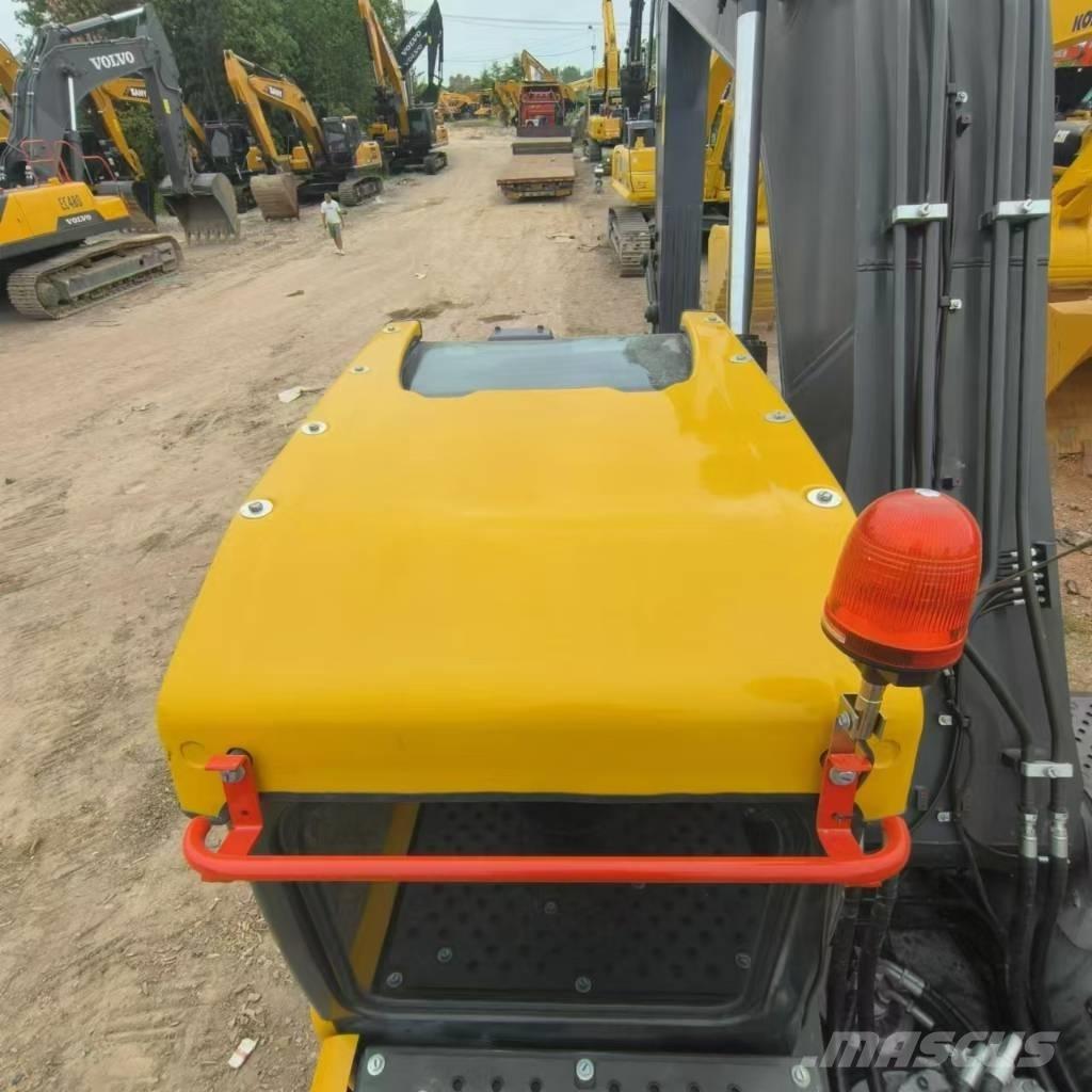 Volvo EC 240 Pásová rýpadla