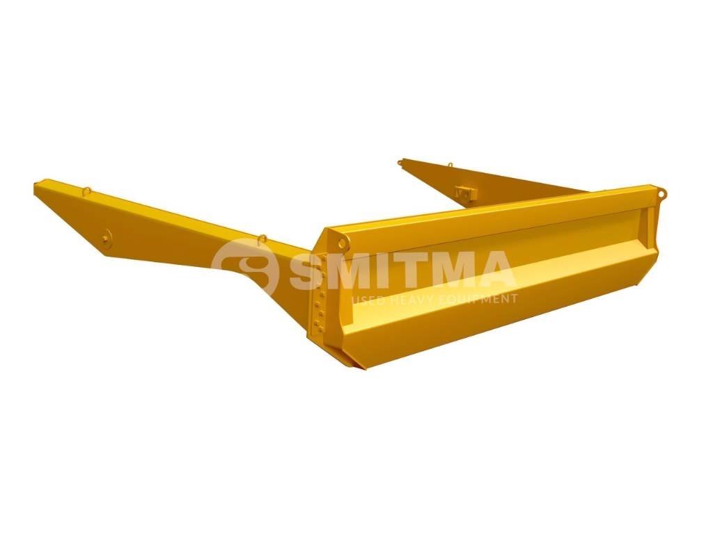 CAT 745C Zadní dveře