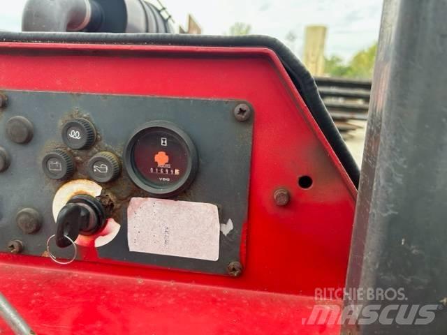 Moffett M5500 Terénní vysokozdvižné vozíky