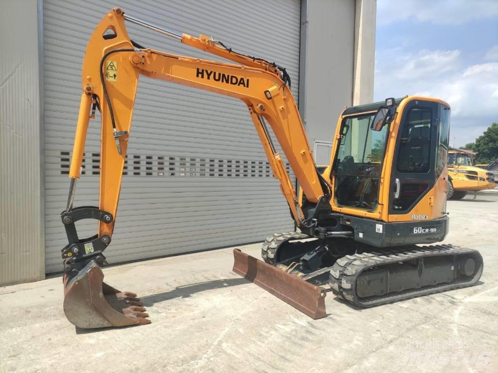 Hyundai R60CR-9A Mini rýpadla < 7t