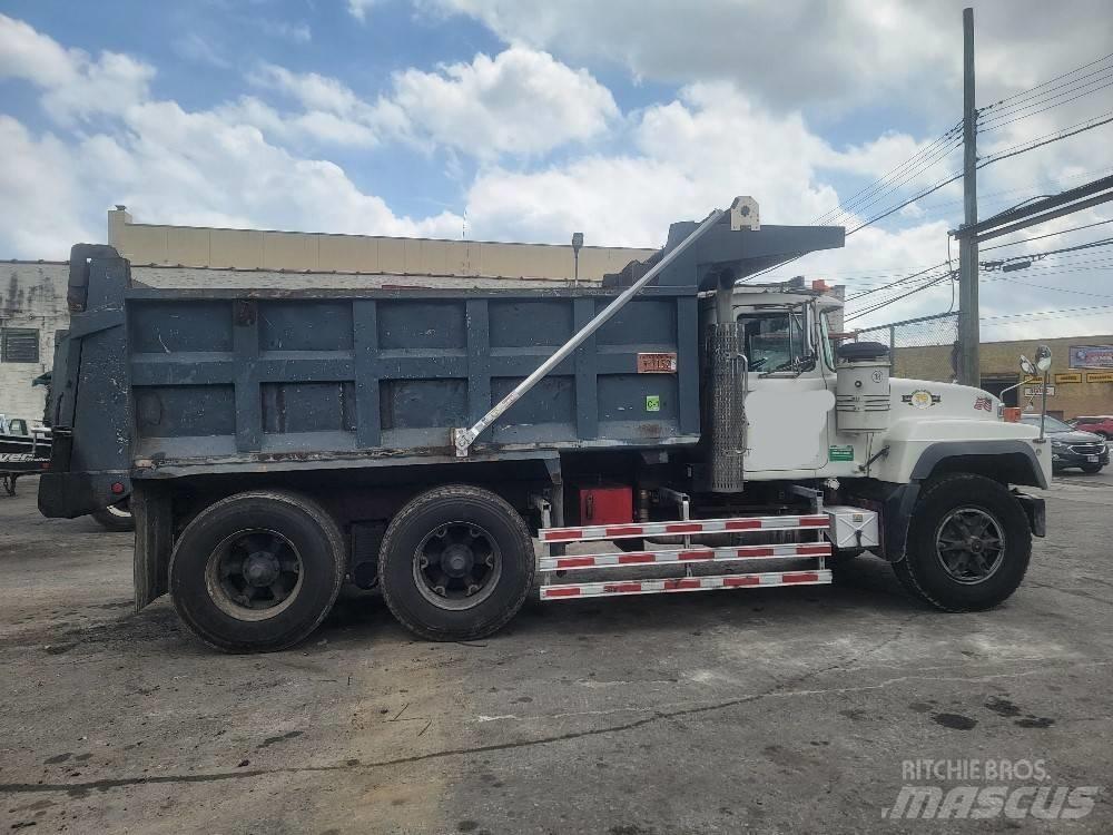 Mack RD 688 SX Sklápěče