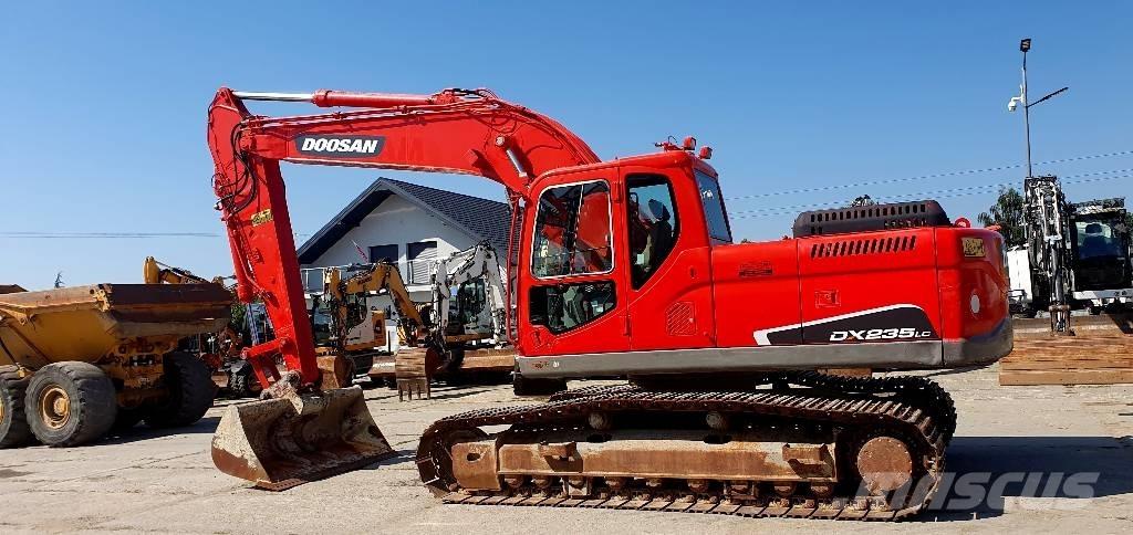 Doosan DX 235 LC Pásová rýpadla