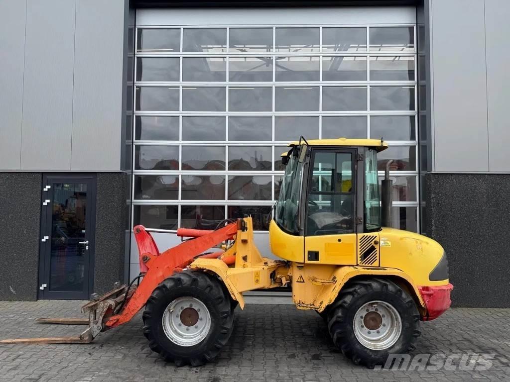 Volvo L35B Kolové nakladače