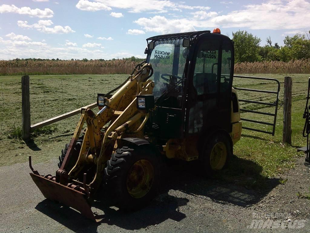 Wacker Neuson WL 25 Kolové nakladače