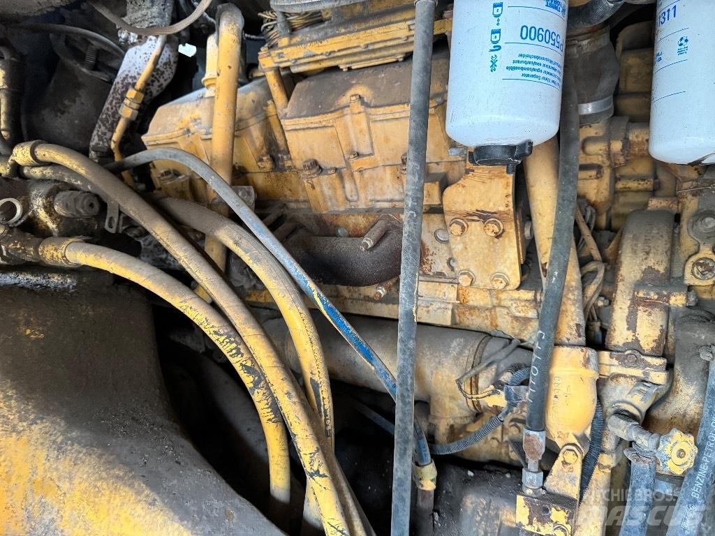 CAT 771 D Pevné dempry