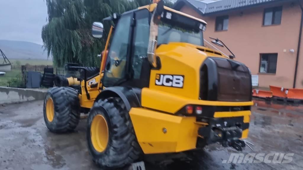 JCB TM 320S Teleskopické nakladače pro zemědělství