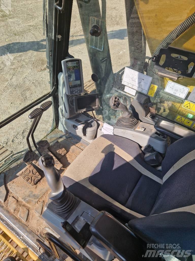 CAT 323 F L Pásová rýpadla