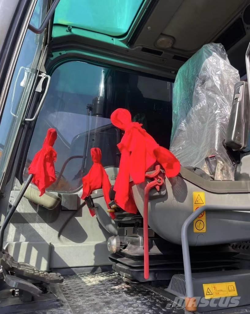 Volvo EC 240 Pásová rýpadla