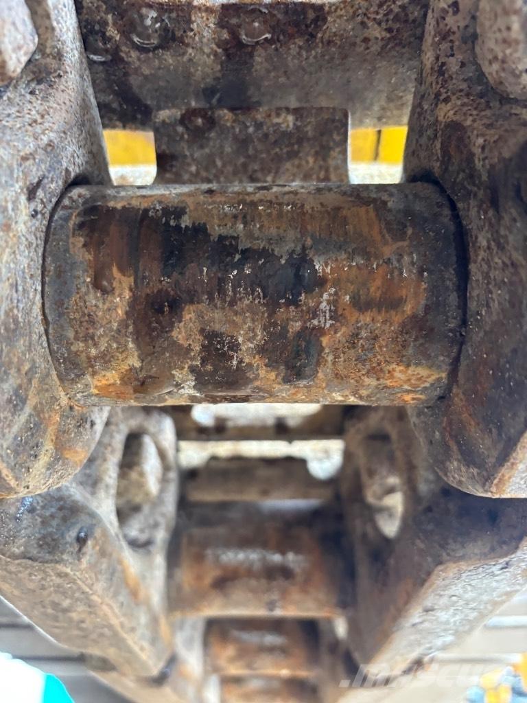 Komatsu PC 360 LC-11 Pásová rýpadla