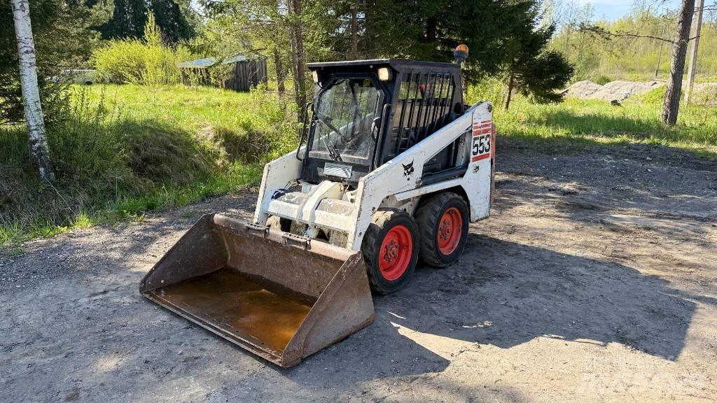 Bobcat 553 Smykem řízené nakladače
