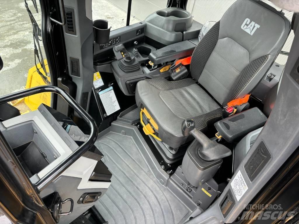 CAT D5-17 LGP Pásové dozery