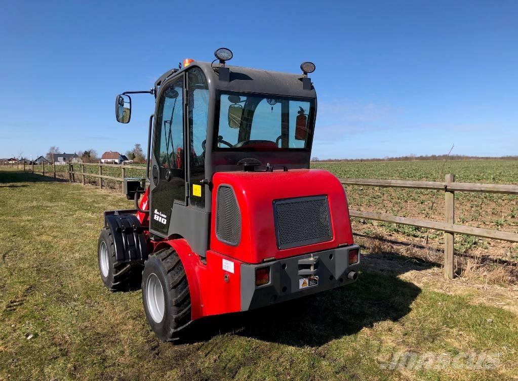  Max Loader 810 Mininakladače