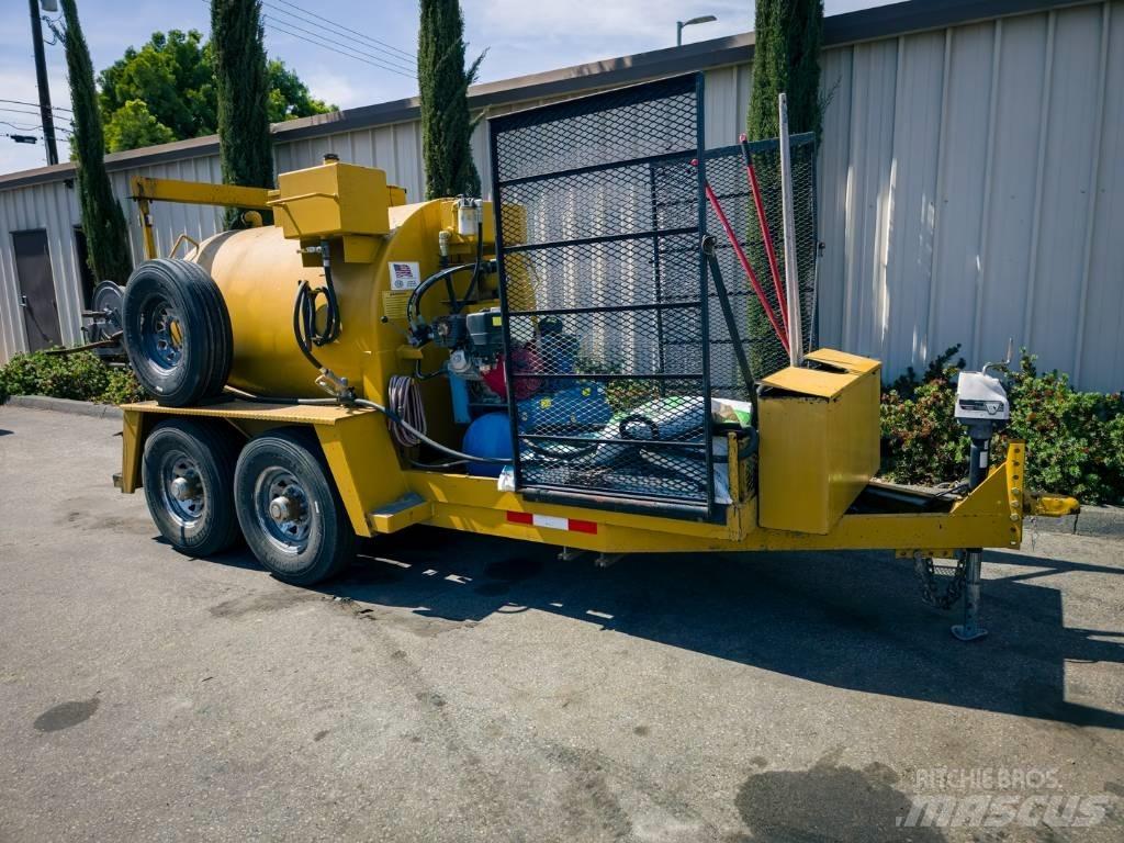  Seal Rite SR 700 Příslušenství k asfaltovacím strojům