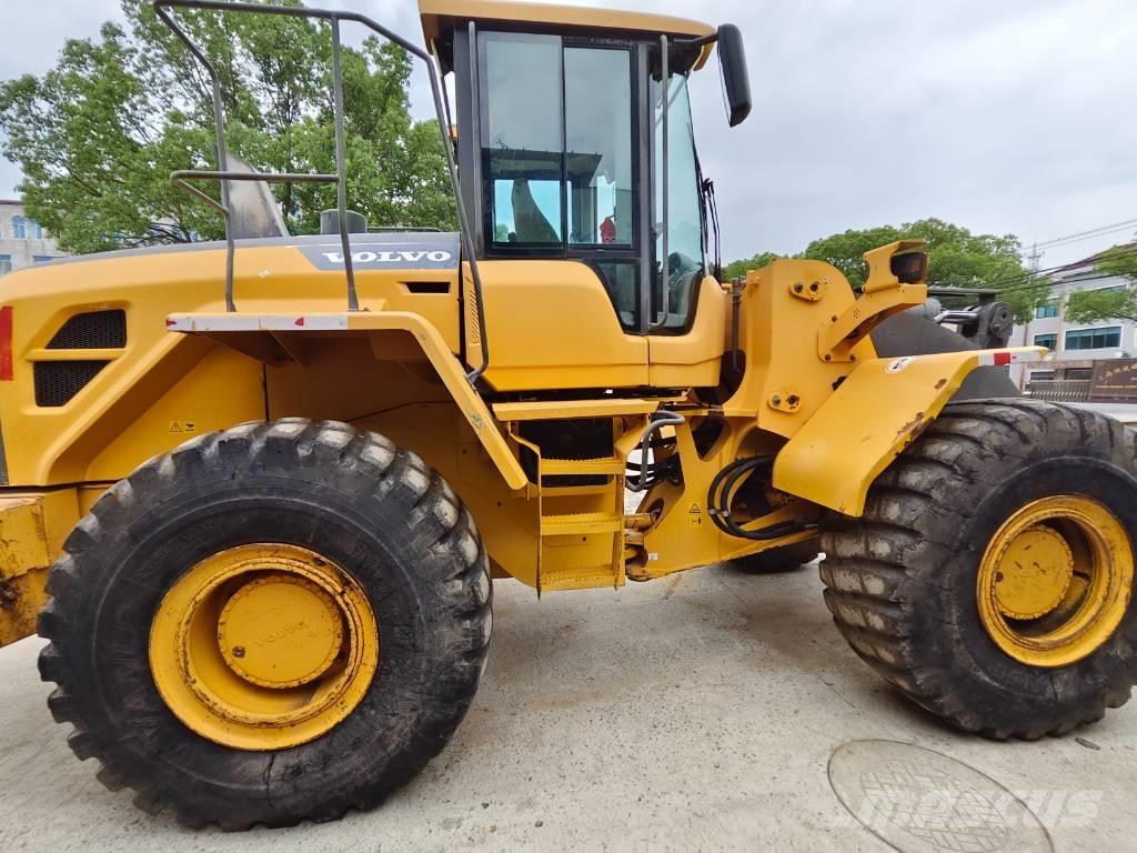 Volvo L 105 Kolové nakladače