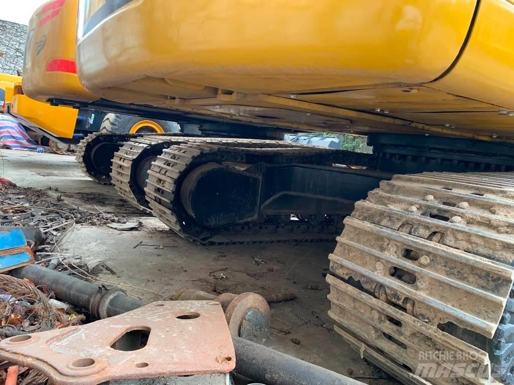 CAT 320D2 Pásová rýpadla