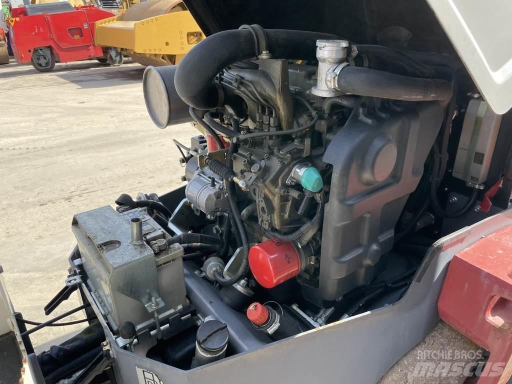 Dynapac CC1200C Kombinované válce