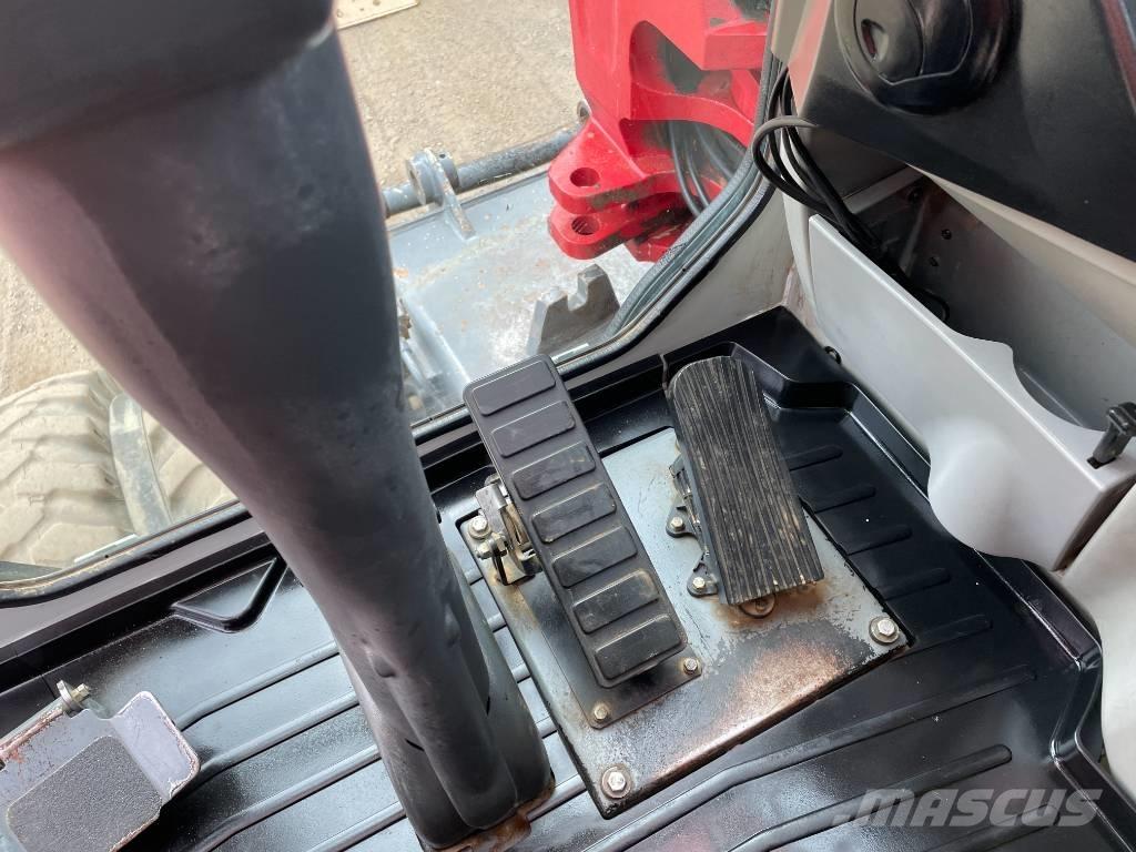 Takeuchi TB 295 W Kolová rýpadla
