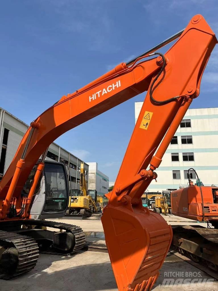 Hitachi EX 200 Pásová rýpadla