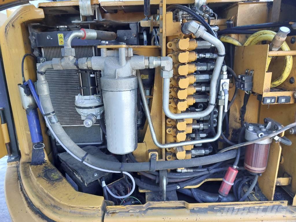 CAT 308E Midi rýpadla 7t - 12t