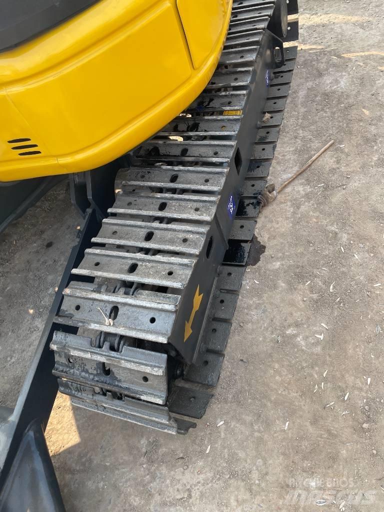 Komatsu PC 35 Mini rýpadla < 7t